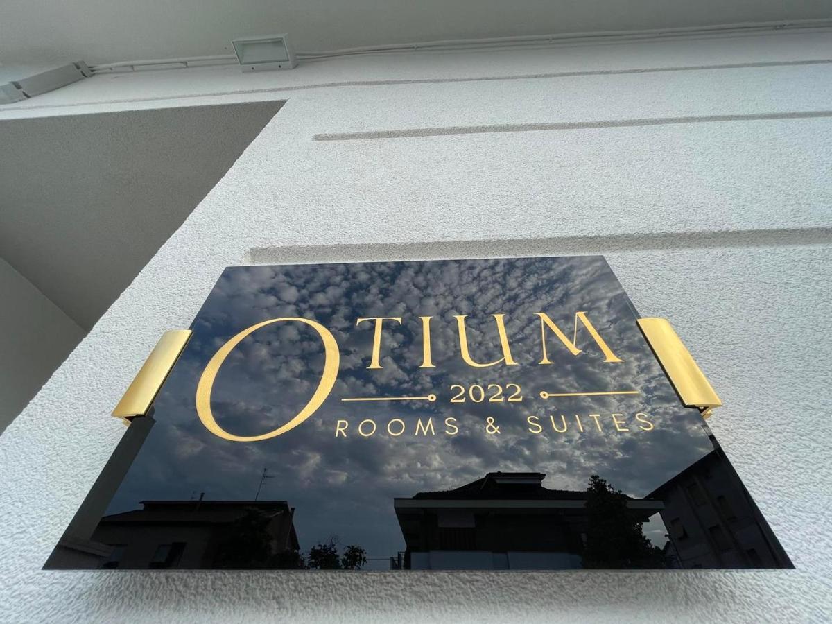 Otium Rooms / Camere E Appartamenti Morrovalle Buitenkant foto