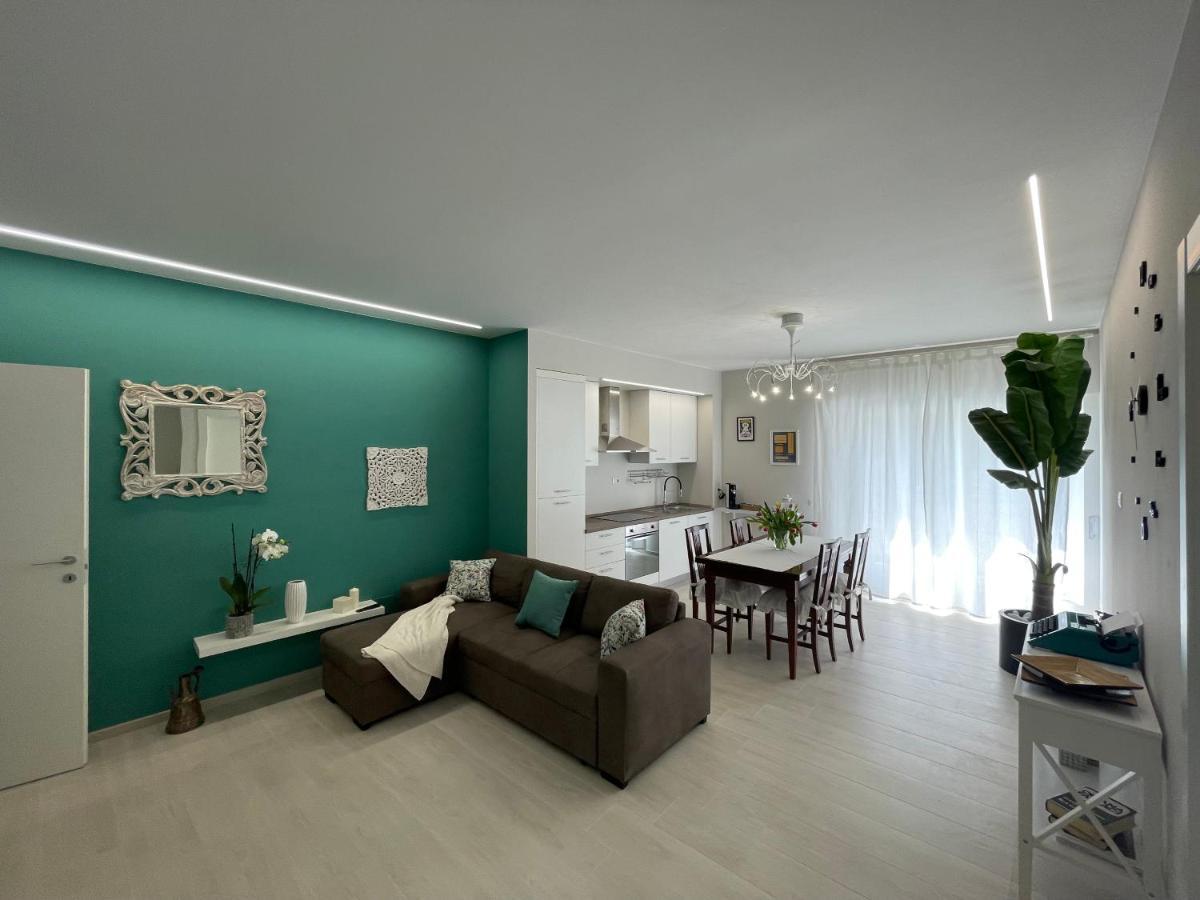 Otium Rooms / Camere E Appartamenti Morrovalle Buitenkant foto