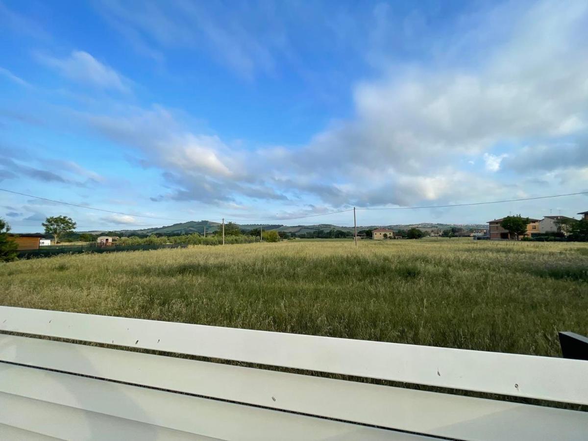 Otium Rooms / Camere E Appartamenti Morrovalle Buitenkant foto