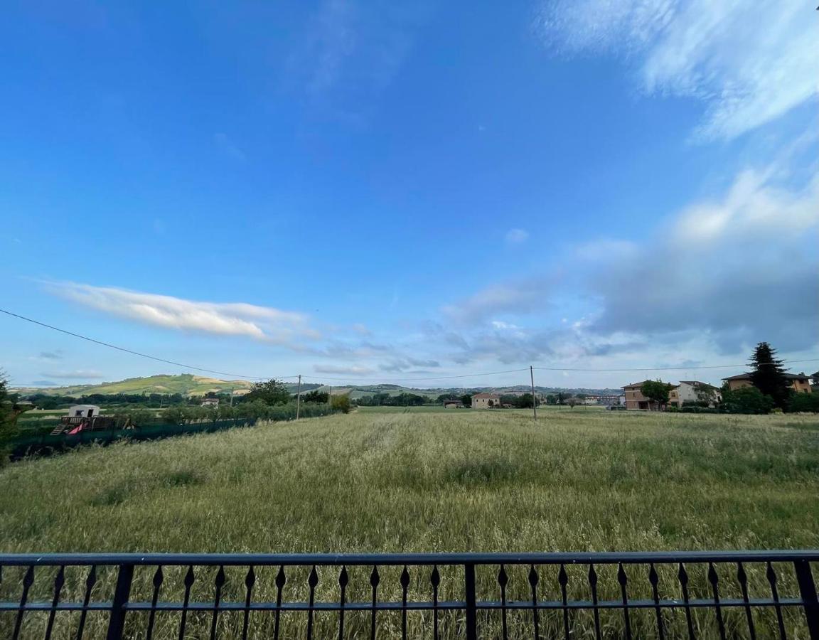 Otium Rooms / Camere E Appartamenti Morrovalle Buitenkant foto