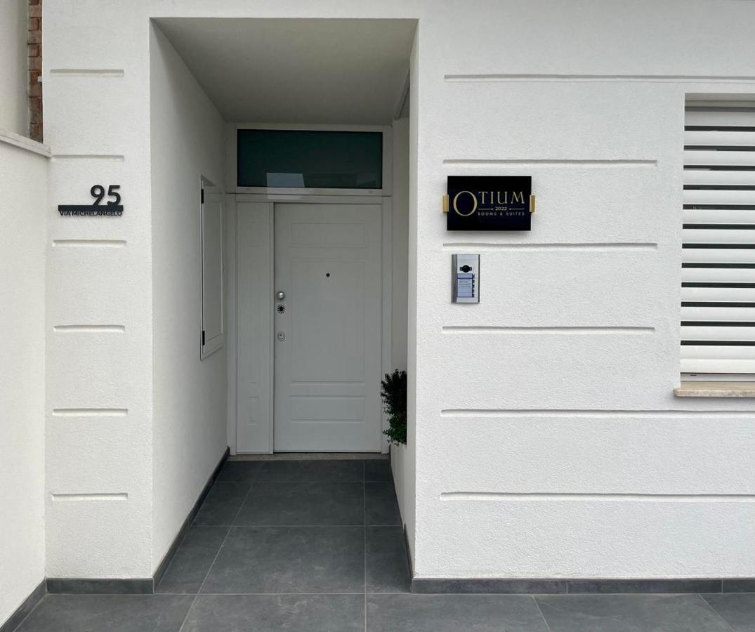 Otium Rooms / Camere E Appartamenti Morrovalle Buitenkant foto